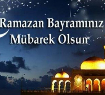 <i><b>Bu gün Ramazan bayramı qeyd olunur</b></i>