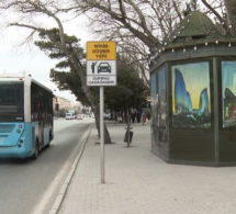 <i><b>Yolların kənarlarındakı köşklər yığışdırılır? - <font color=red>VİDEO</b></i></font>