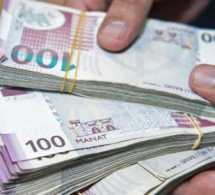 <i><b>Azərbaycanda ən yüksək maaşı kimlər alır? - <font color=red>SİYAHI</b></i></font>