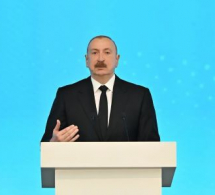 <i><b>“Zəngəzur dəhlizi mütləq inşa ediləcək” -<font color=red> Prezident</b></i></font>